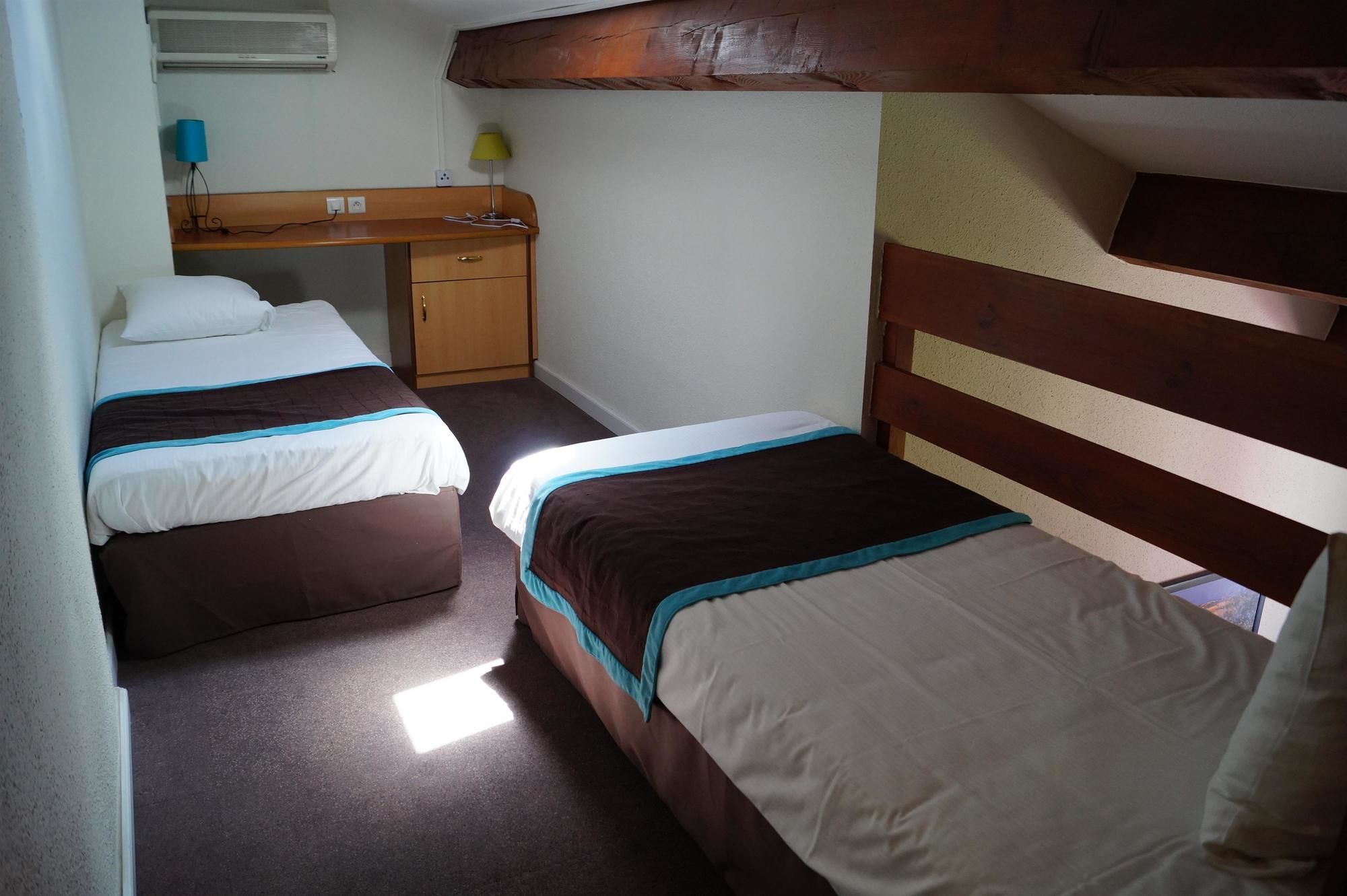 Фото Kyriad Montpellier Aeroport Gare Tgv Sud de France