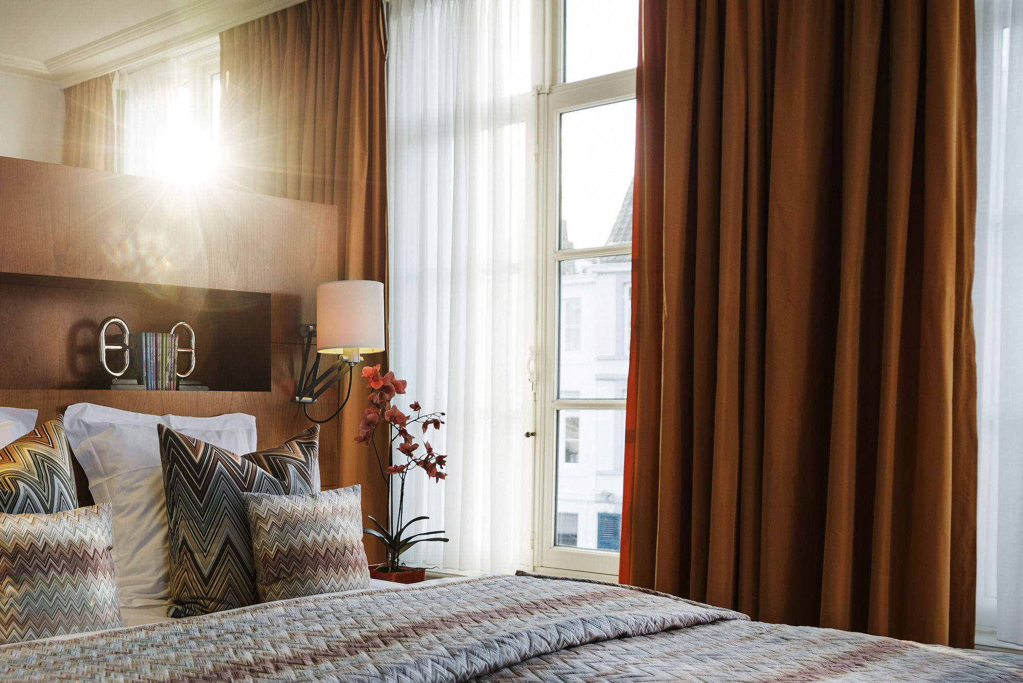 Фото Hotel Van Cleef