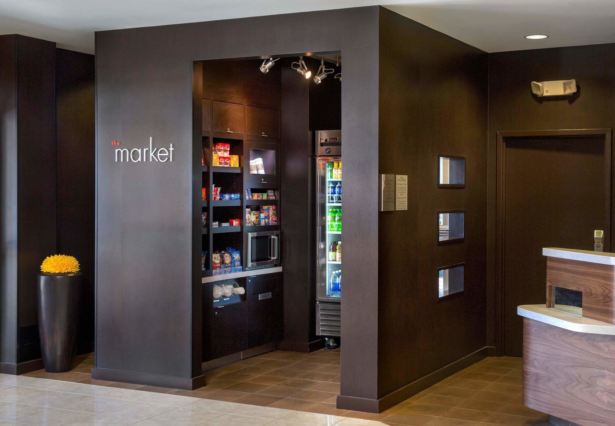 Фото Courtyard by Marriott Paramus