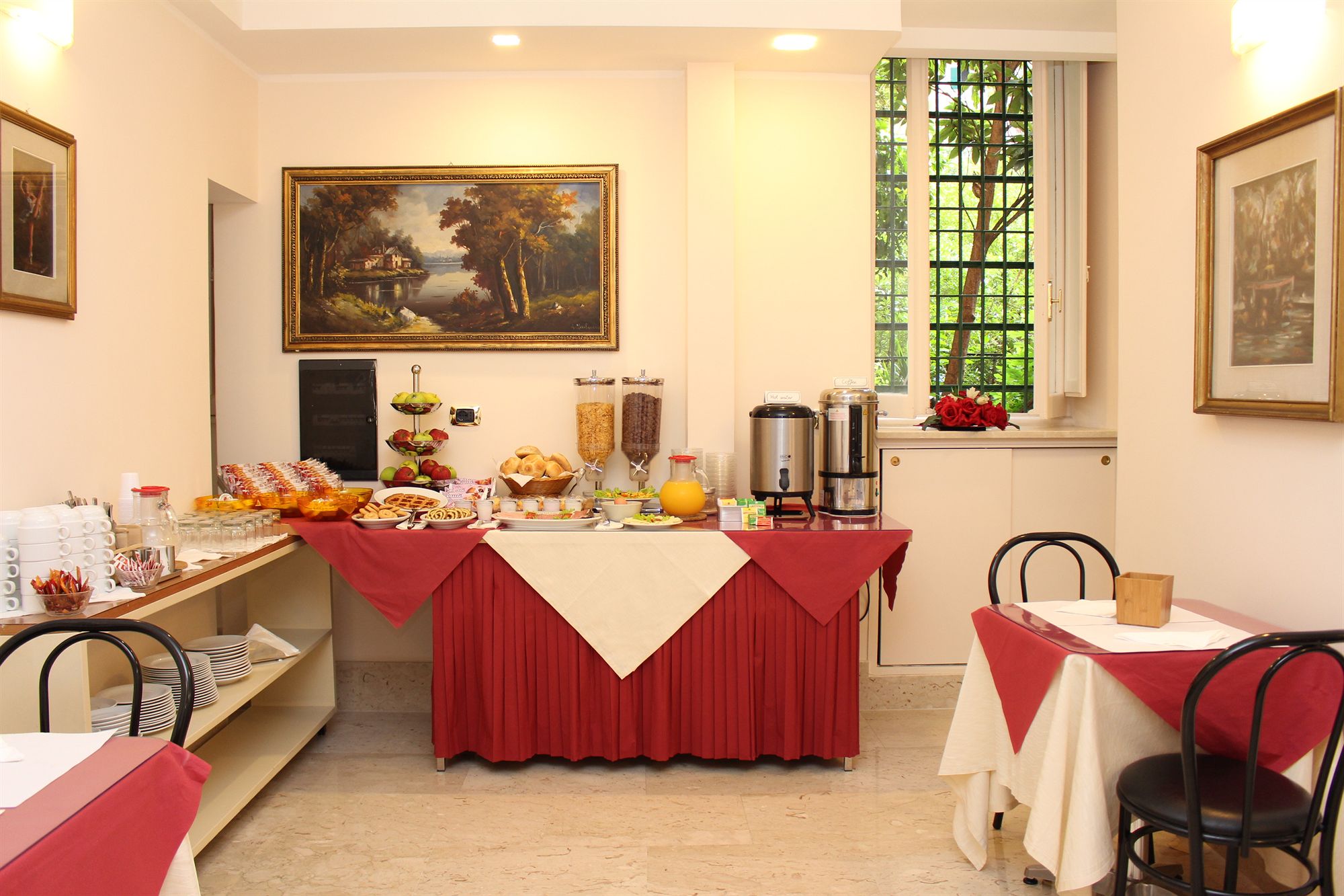 Фото Hotel Principe Eugenio