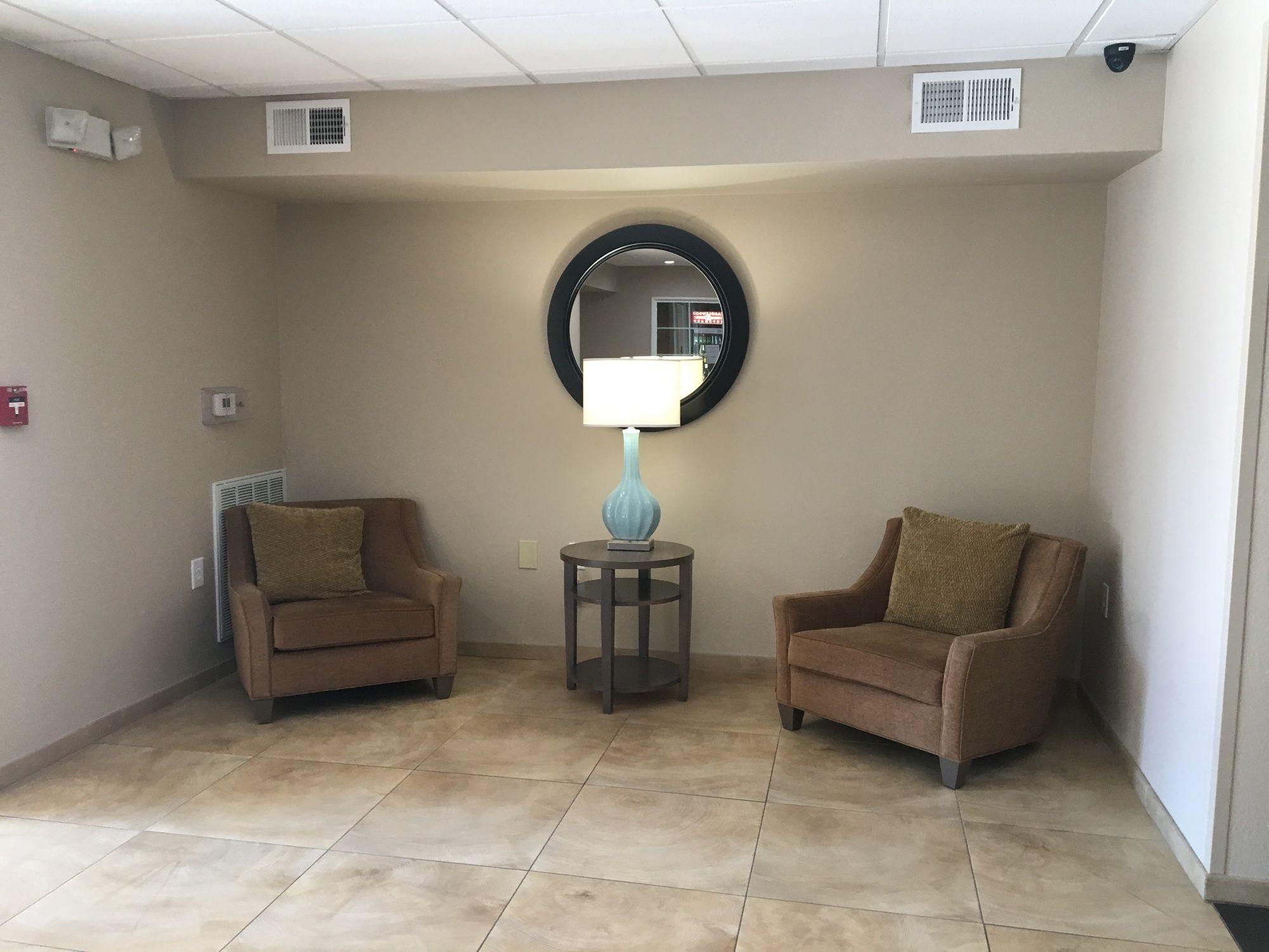 Фото Candlewood Suites, Columbia/Ft. Jackson, an Ihg Hotel