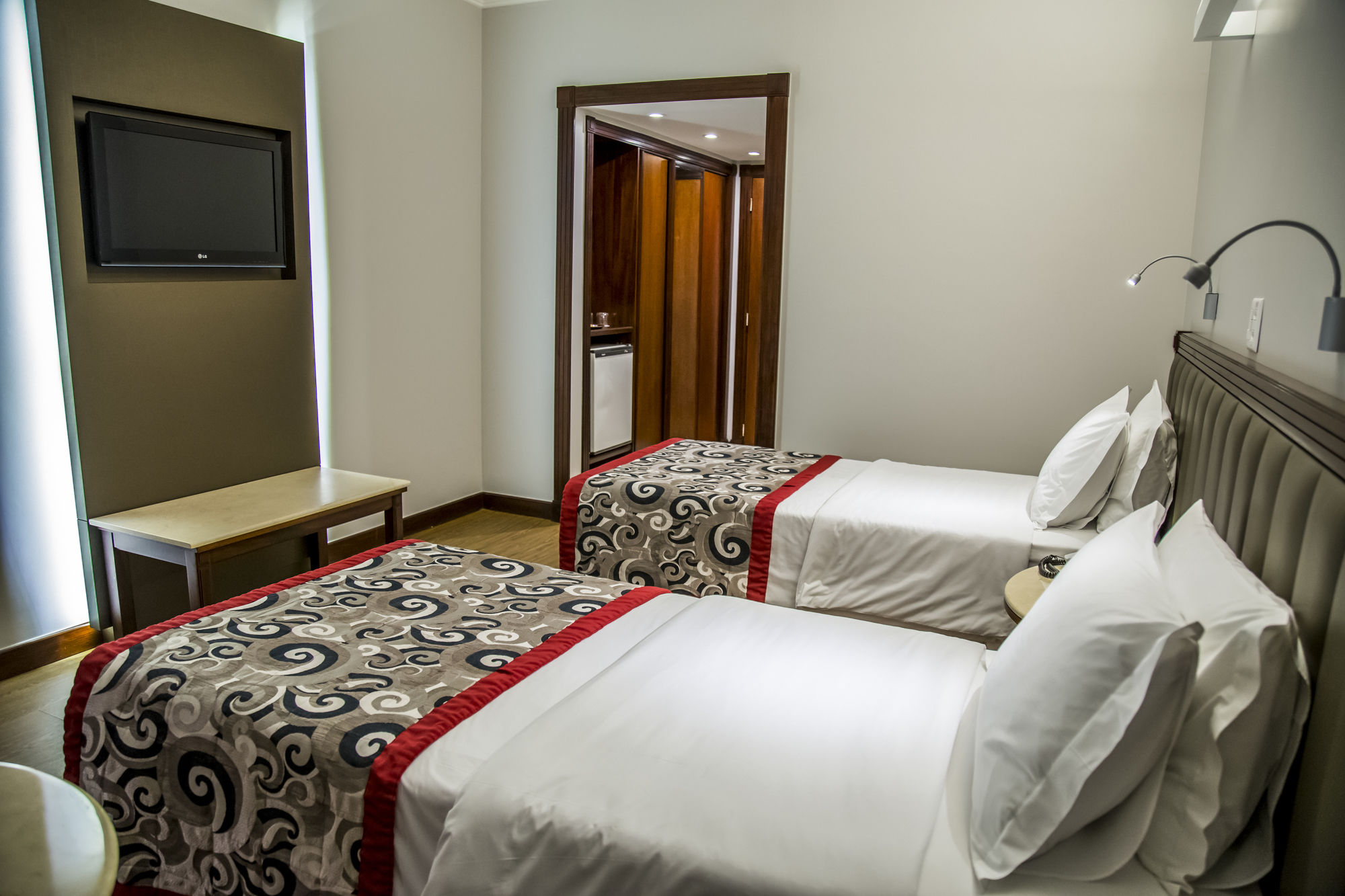 Фото Mercure Uberlandia Plaza Shopping Hotel