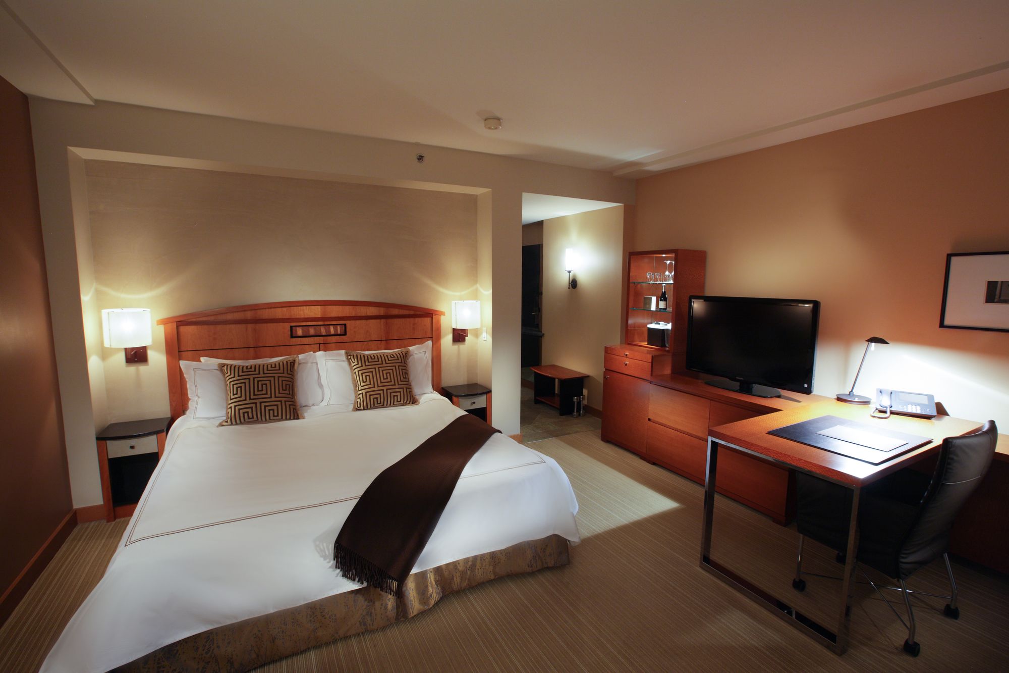 Фото Bellevue Club Hotel