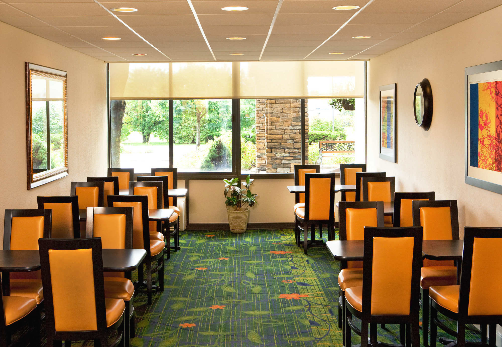 Фото Fairfield Inn by Marriott Bangor