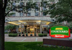 Гостиница Courtyard by Marriott Downtown Grand Rapids