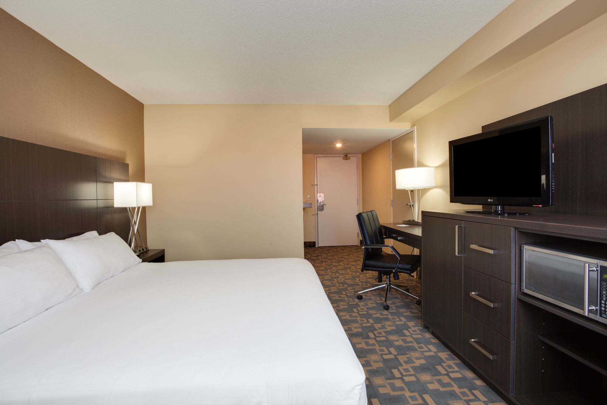 Фото Holiday Inn Express & Suites Fredericton