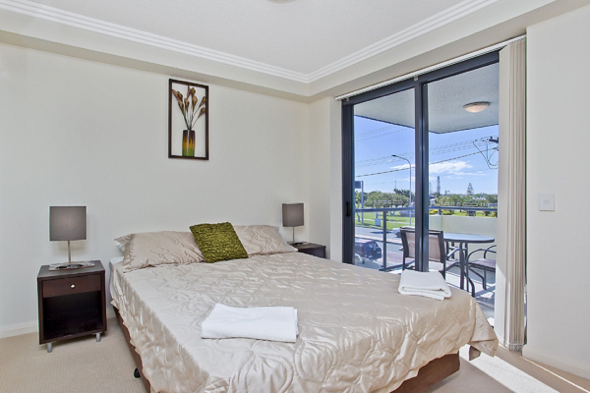 Фото Aqualine Apartments