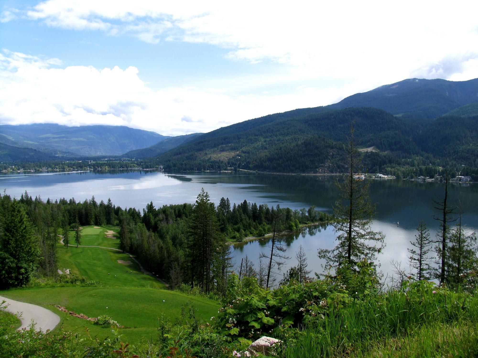 Фото Best Western Sicamous Inn