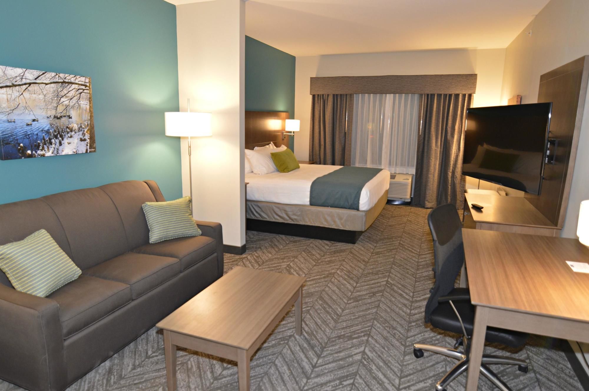 Фото Best Western Plus Bolivar Hotel & Suites