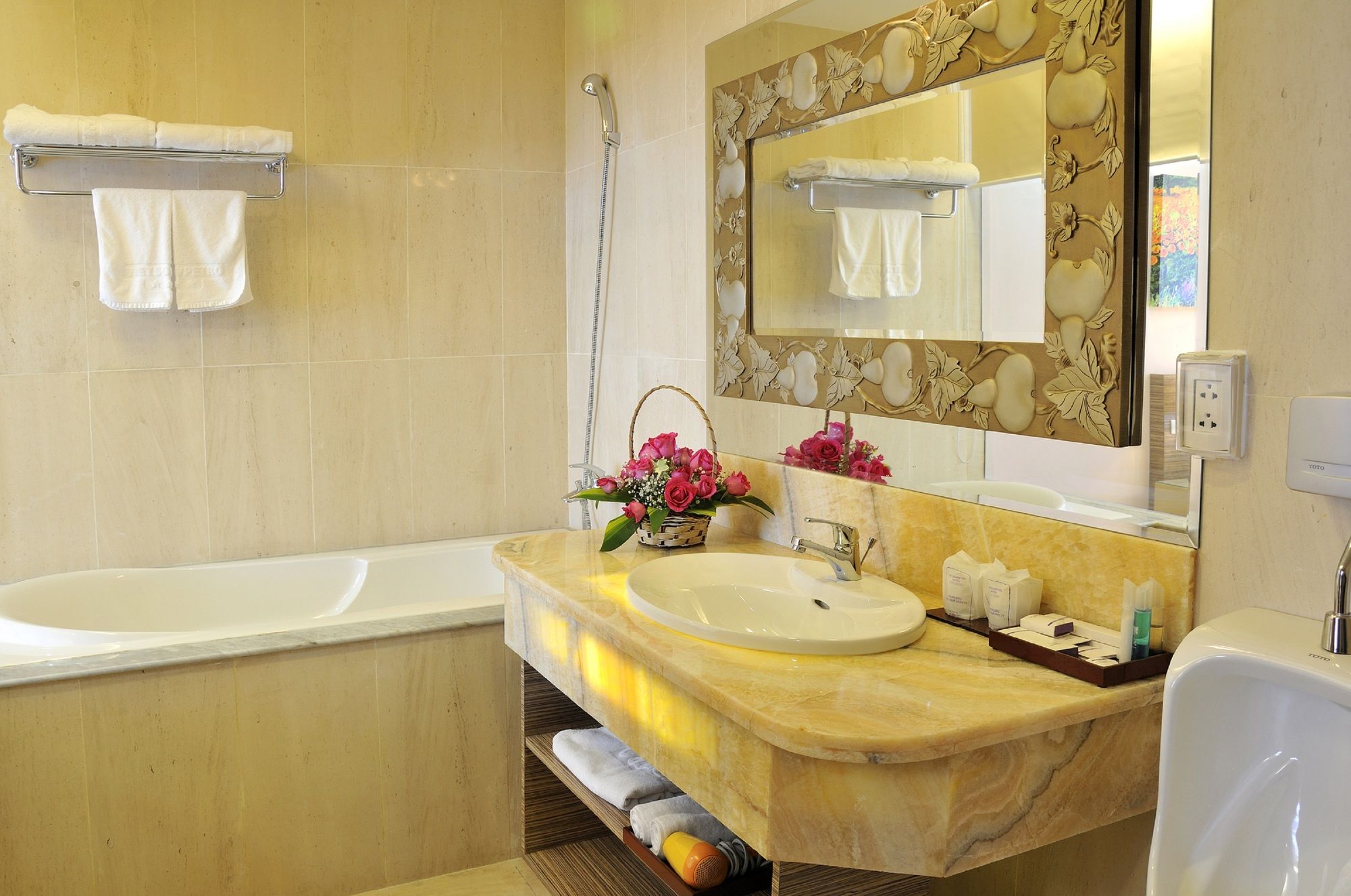 Фото Vietsovpetro Dalat Hotel