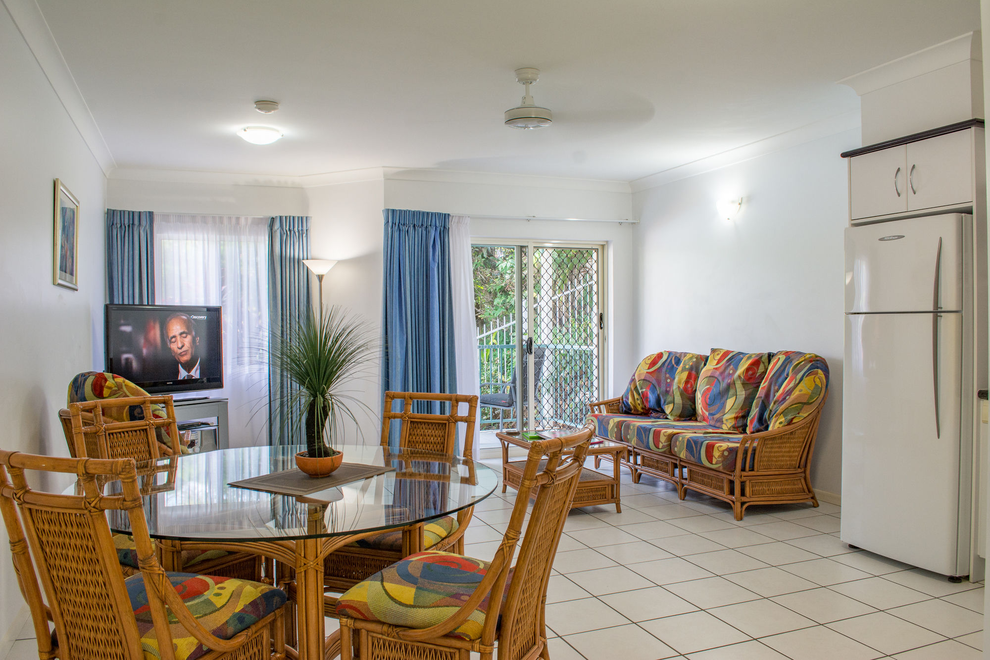 Фото Beachfront Apartments on Trinity Beach