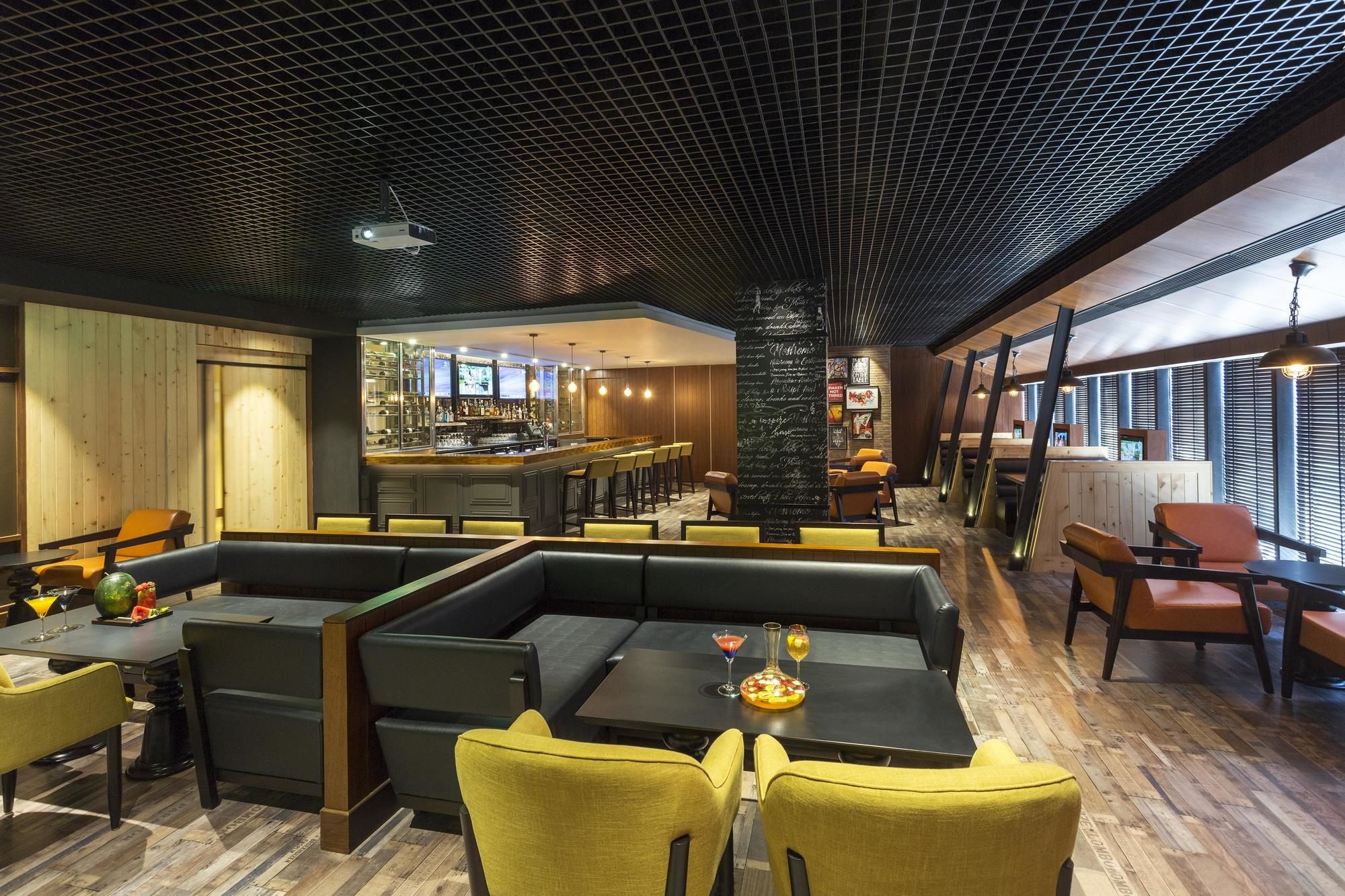 Фото Hilton Garden Inn New Delhi/Saket