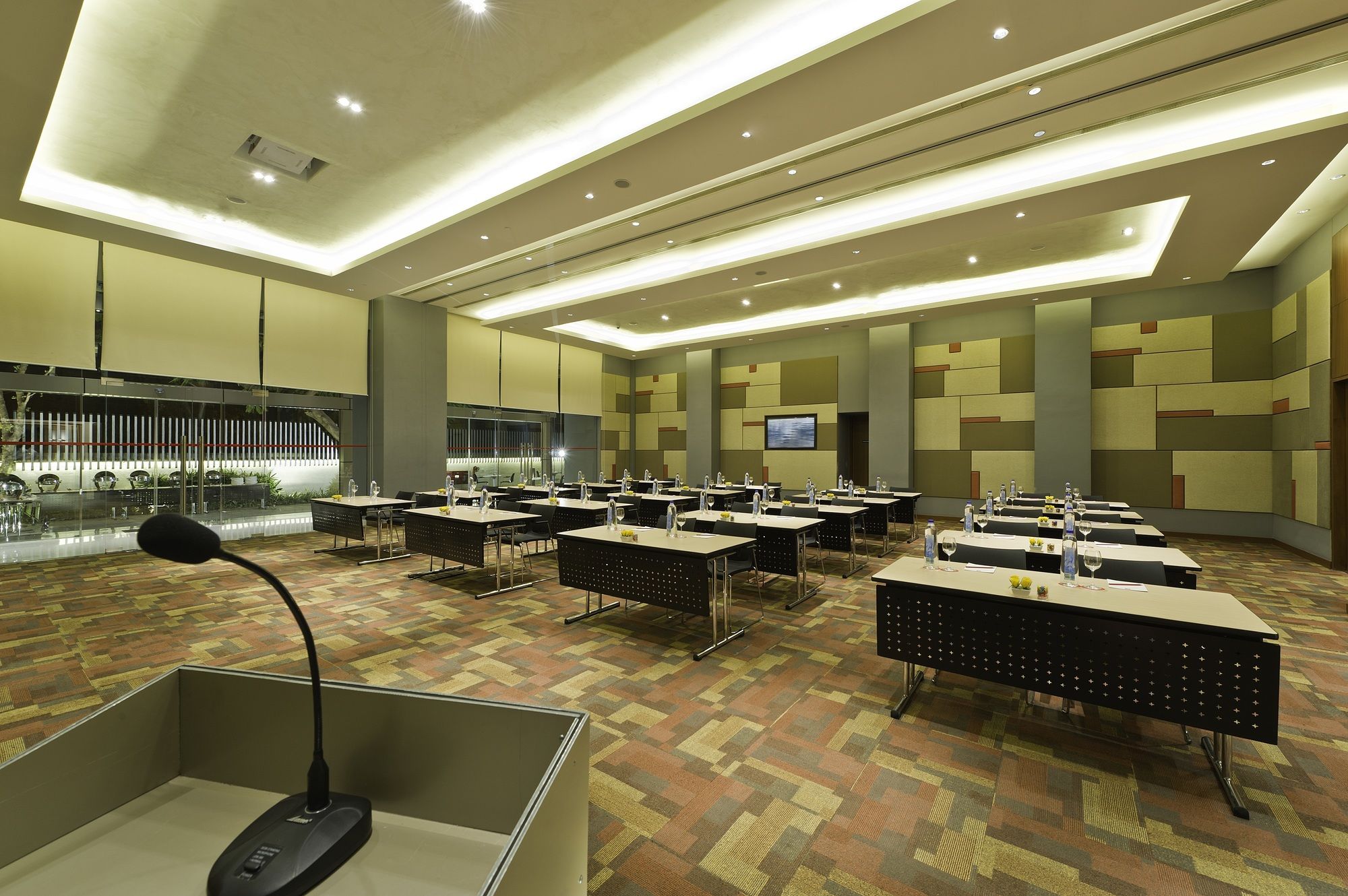 Фото Ibis Nashik Hotel