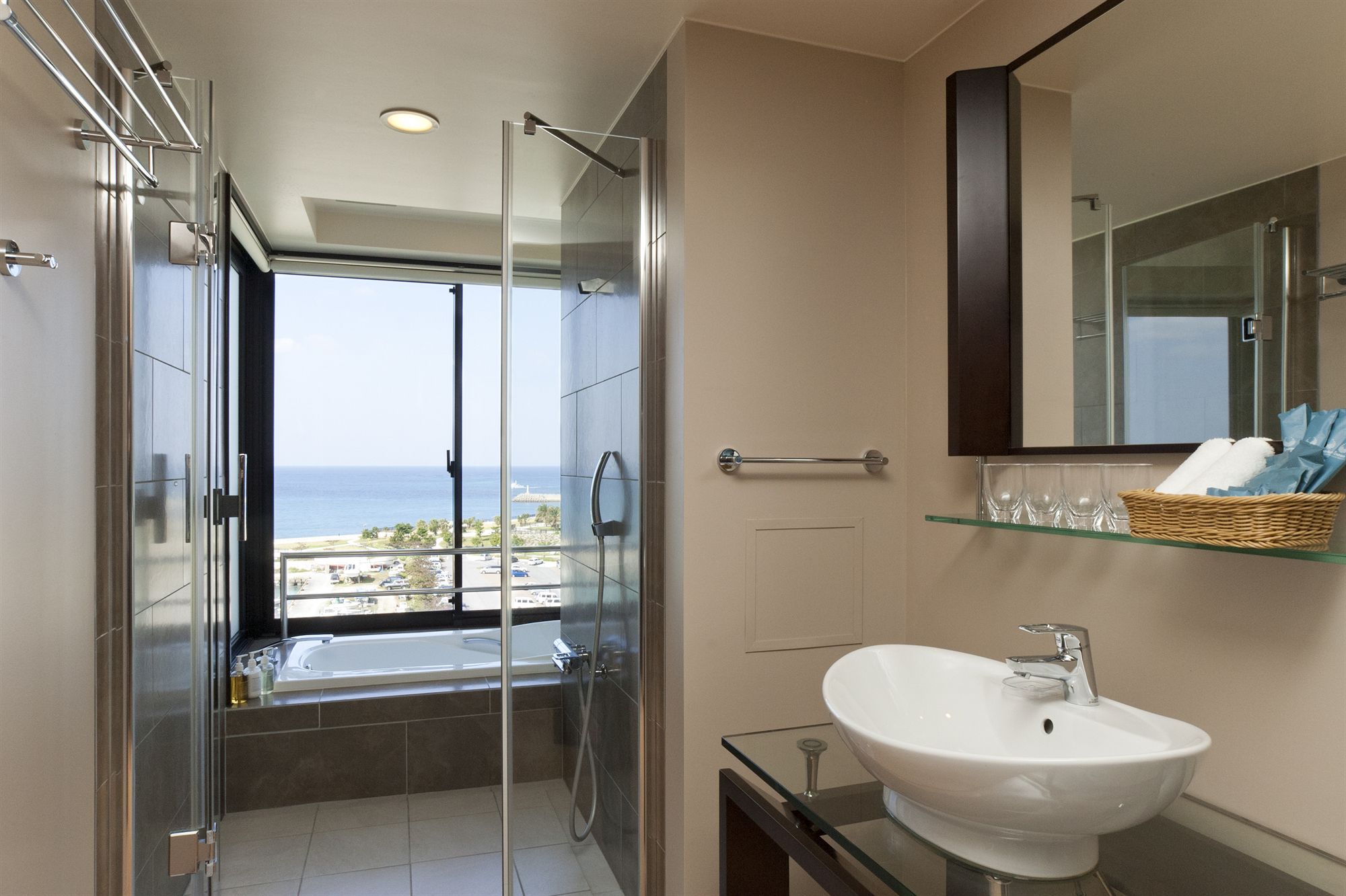 Фото Moon Ocean Ginowan Hotel & Residence