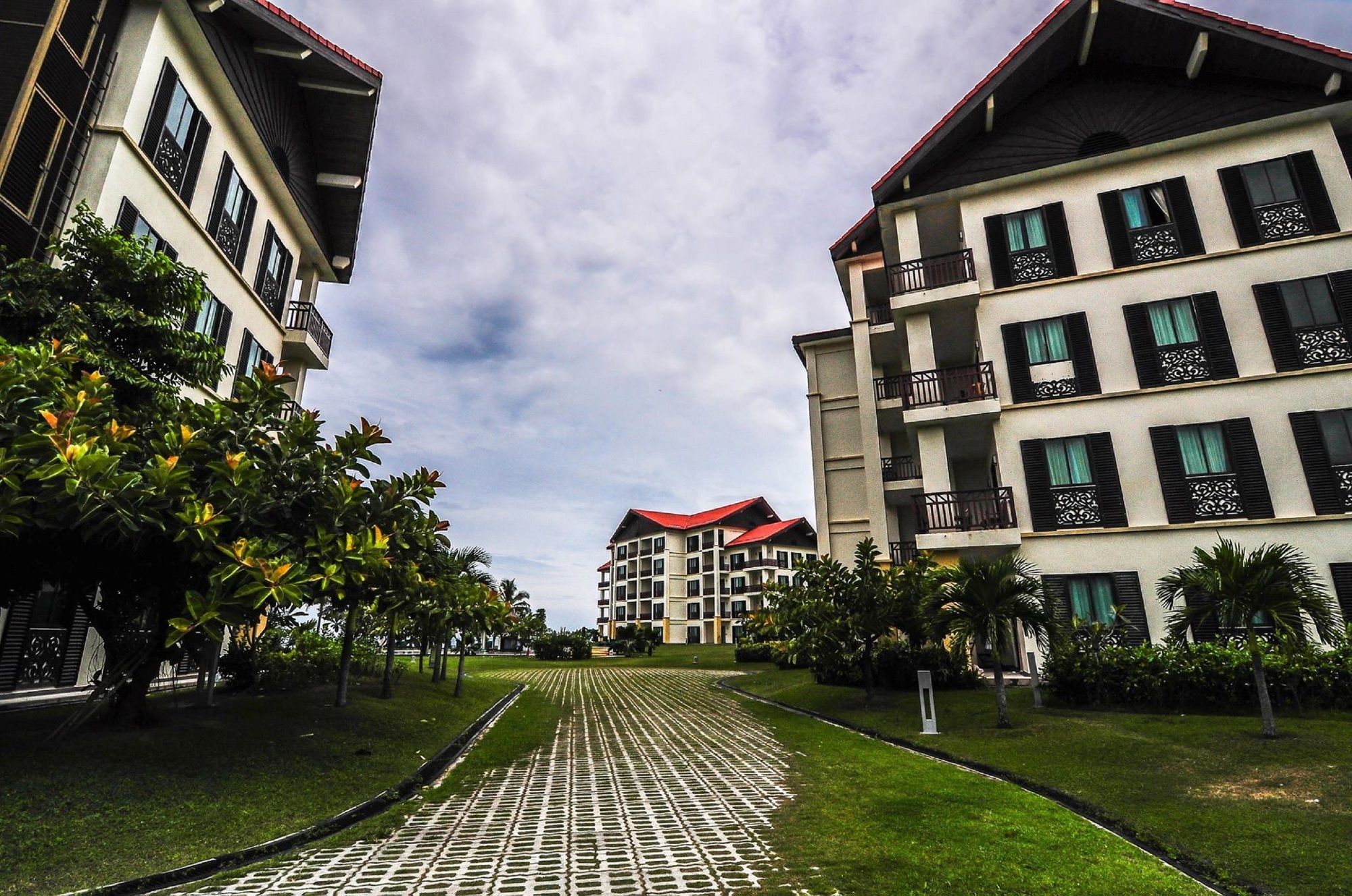 Фото Borneo Beach Villa & Suite