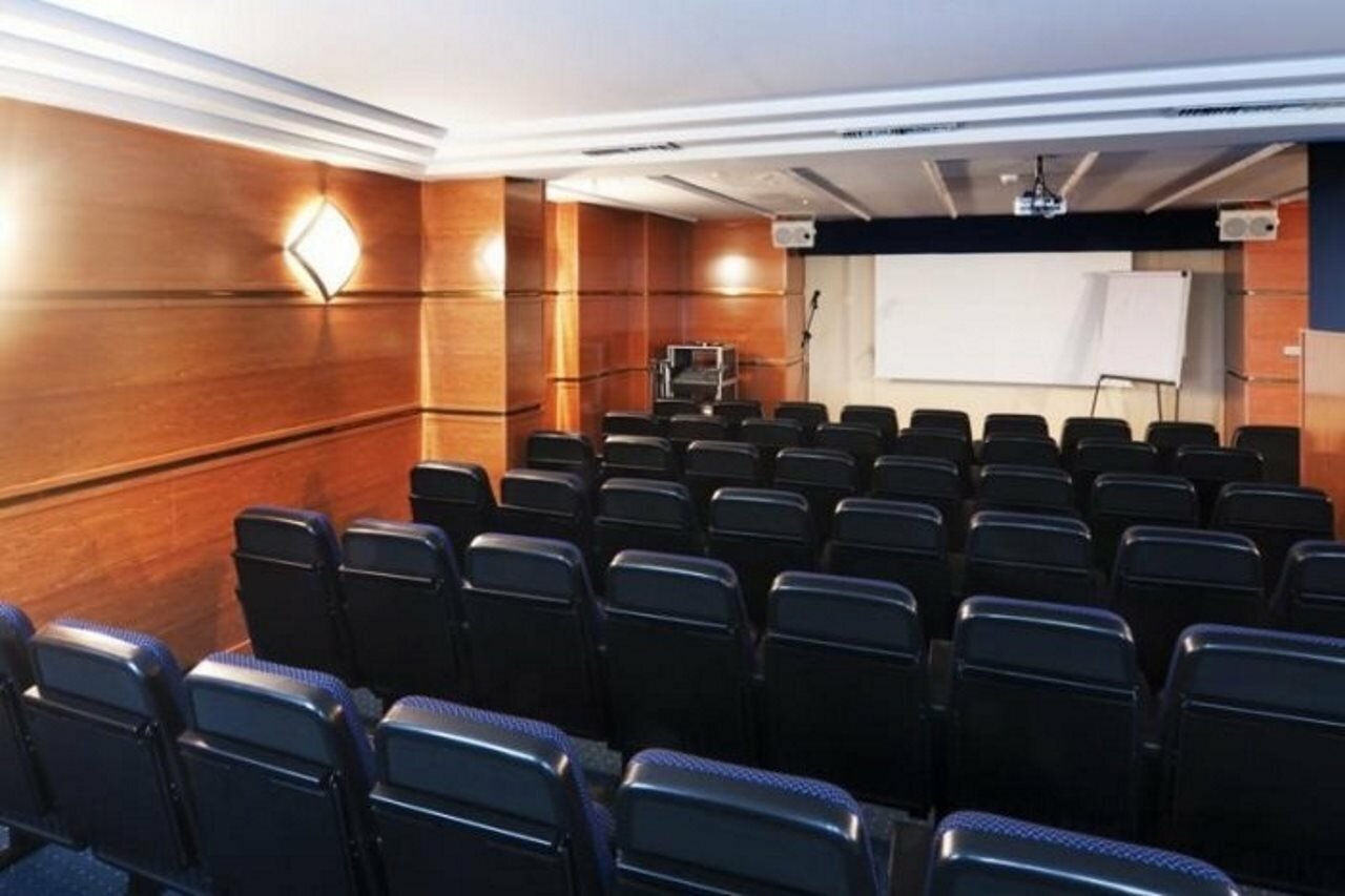 Фото Hotel Fénix Torremolinos - Adults Only Recommended