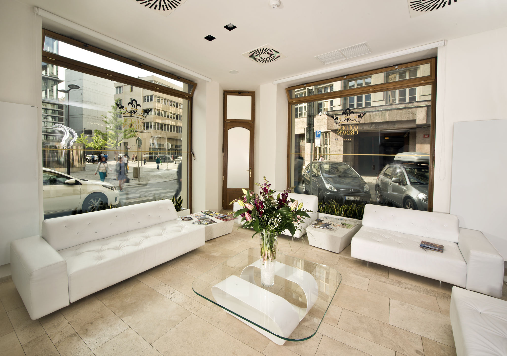 Фото Отель Golden Crown