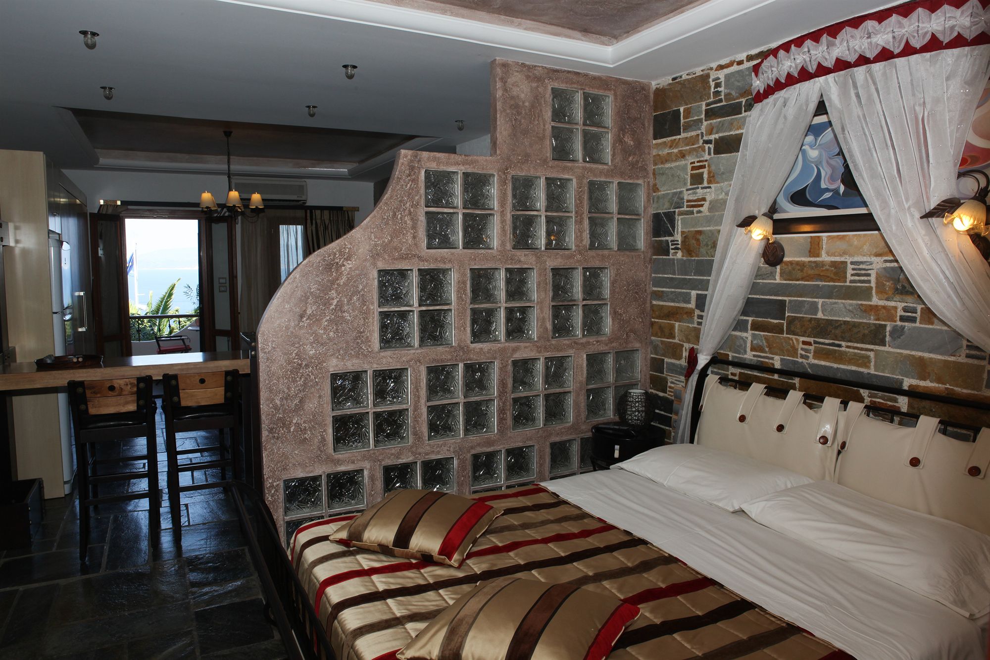 Фото Aegean Wave Hotel