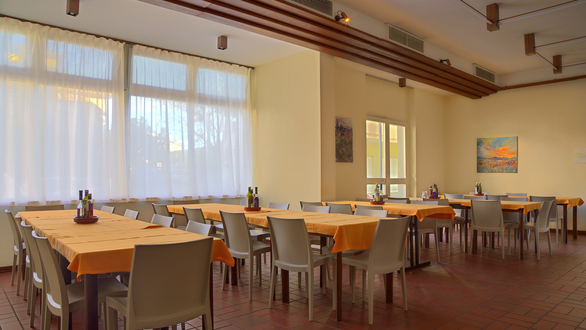 Фото Mistral Hotel