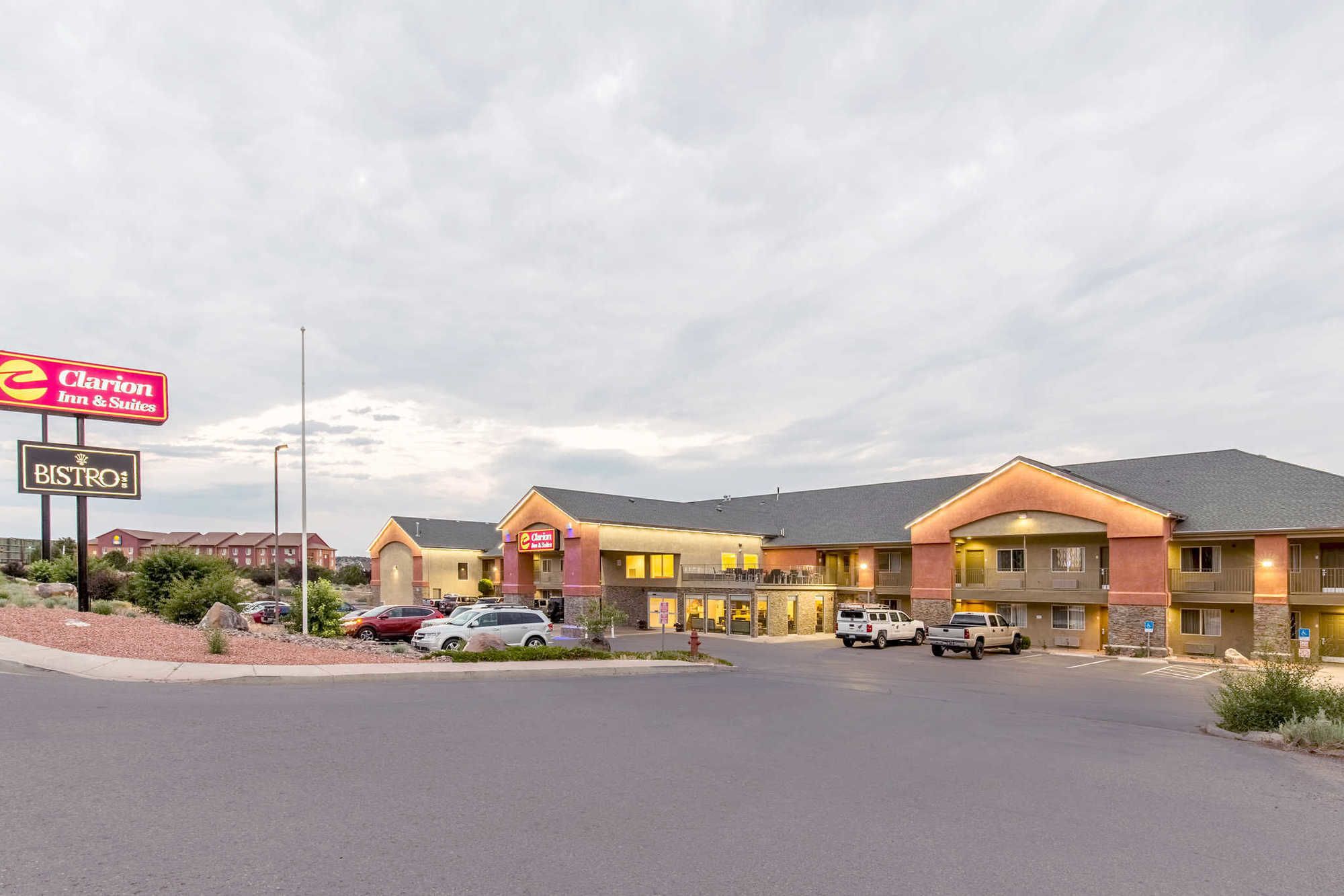 Фото Wingate by Wyndham Cedar City