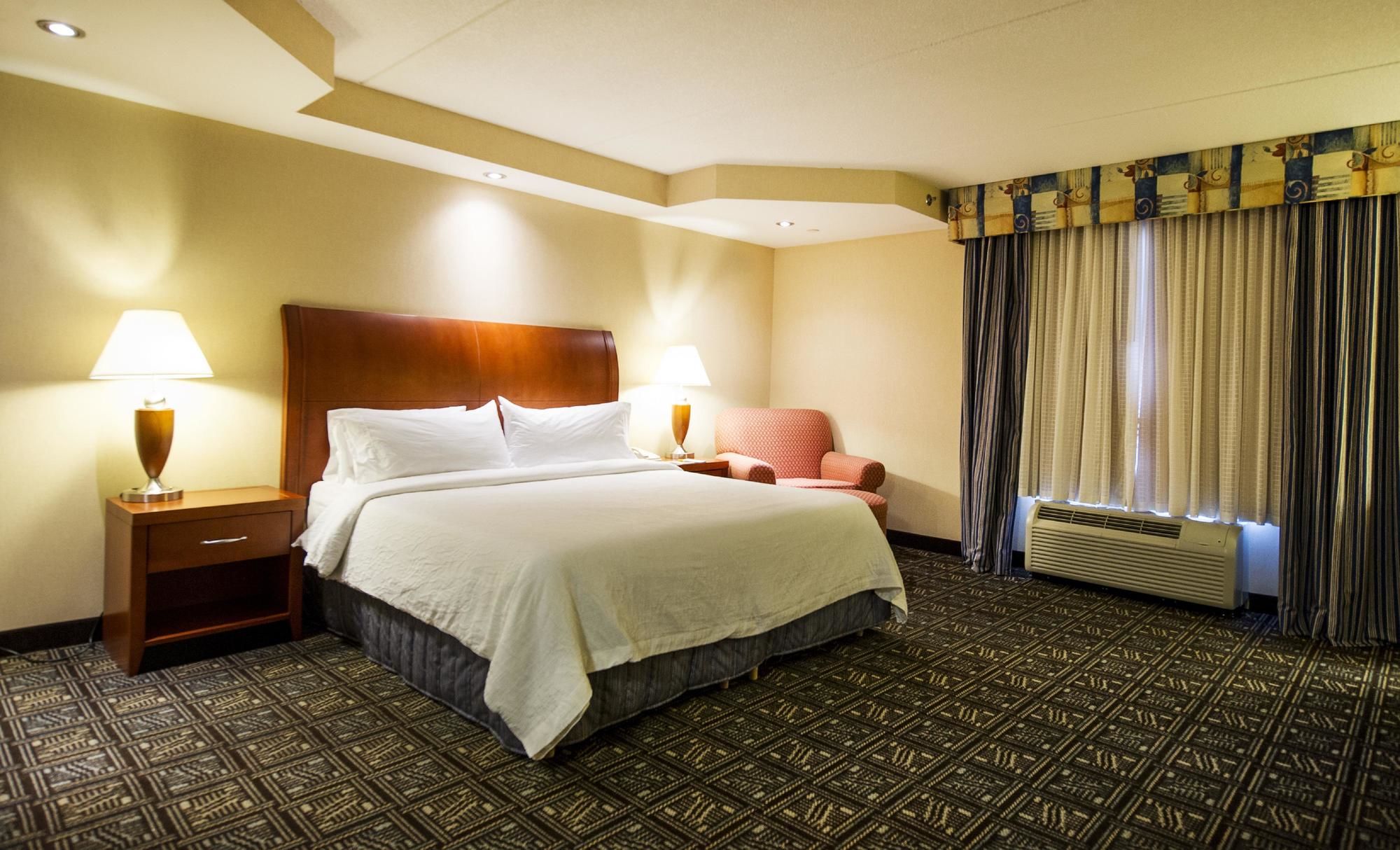 Фото Hilton Garden Inn Niagara-On-The-Lake