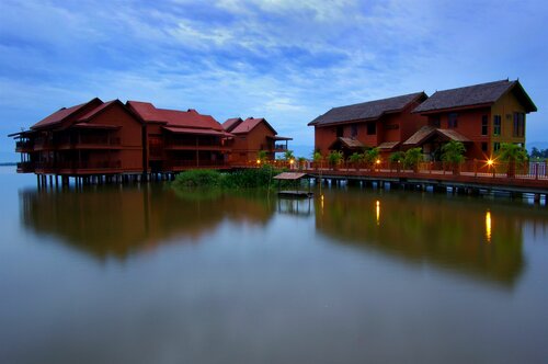 Внешний вид отеля Bukit Merah Laketown Resort в Кериане, фото 1