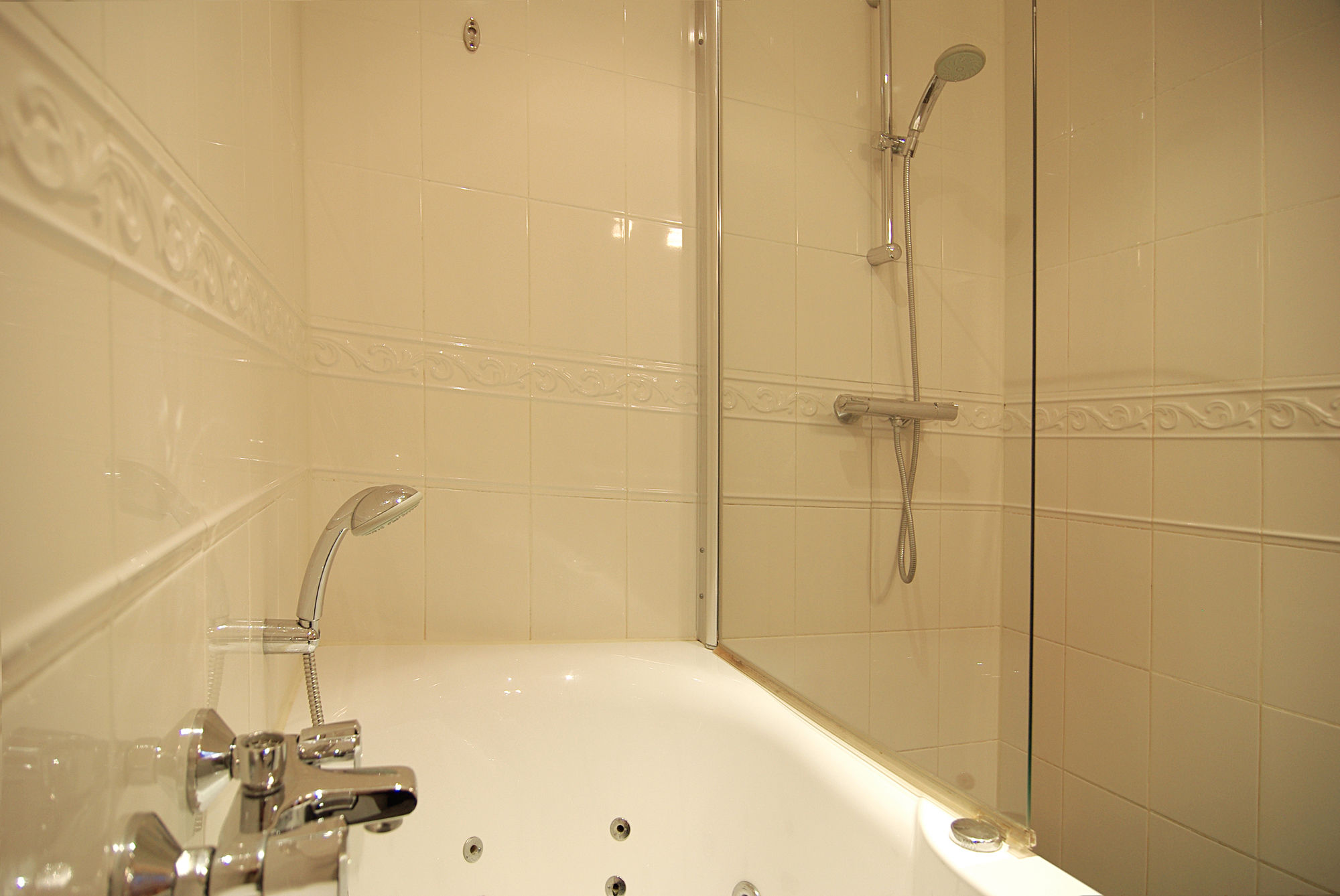 Фото Hotel Parklane