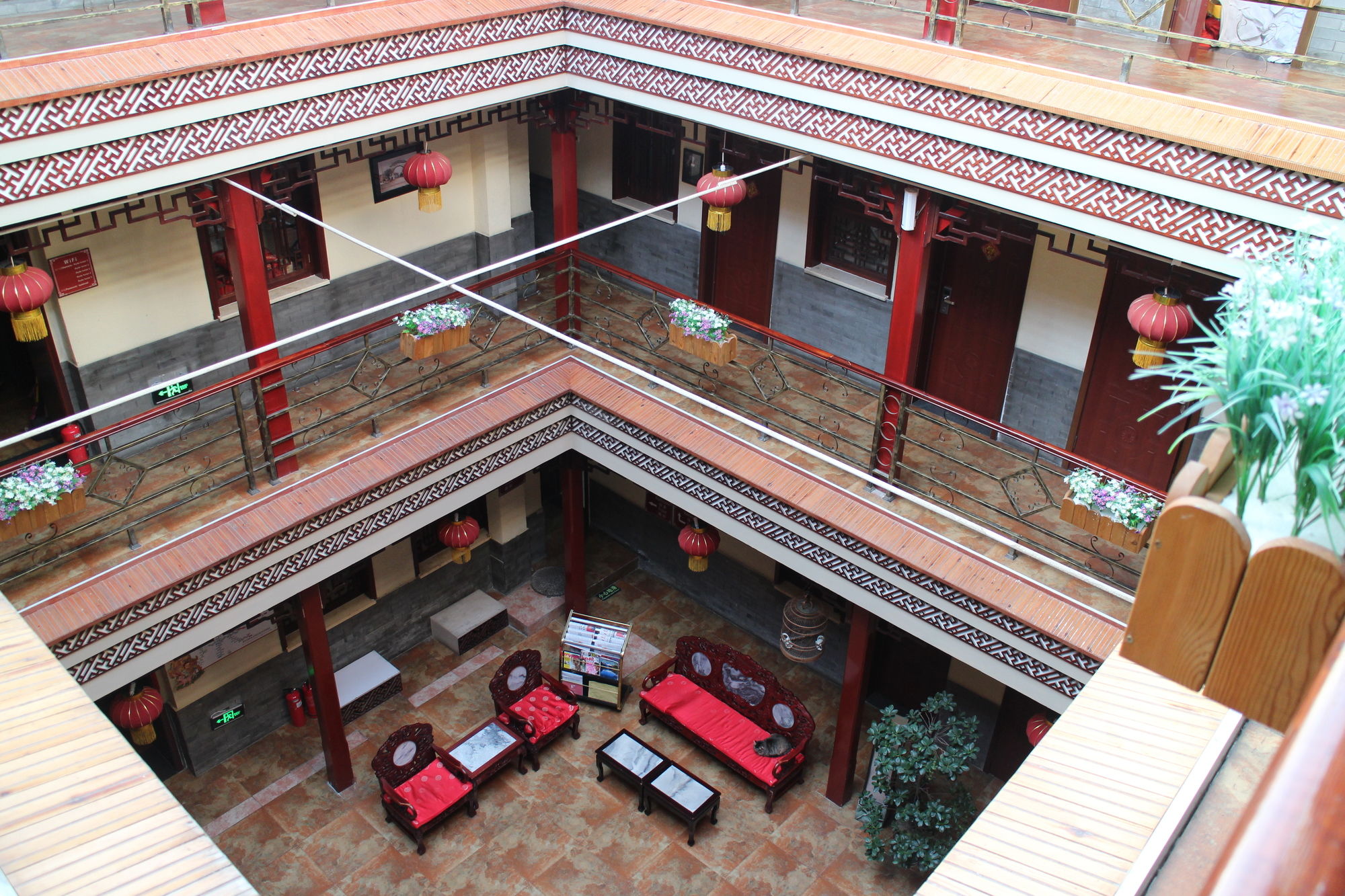 Фото Beijing Hyde Courtyard Hotel