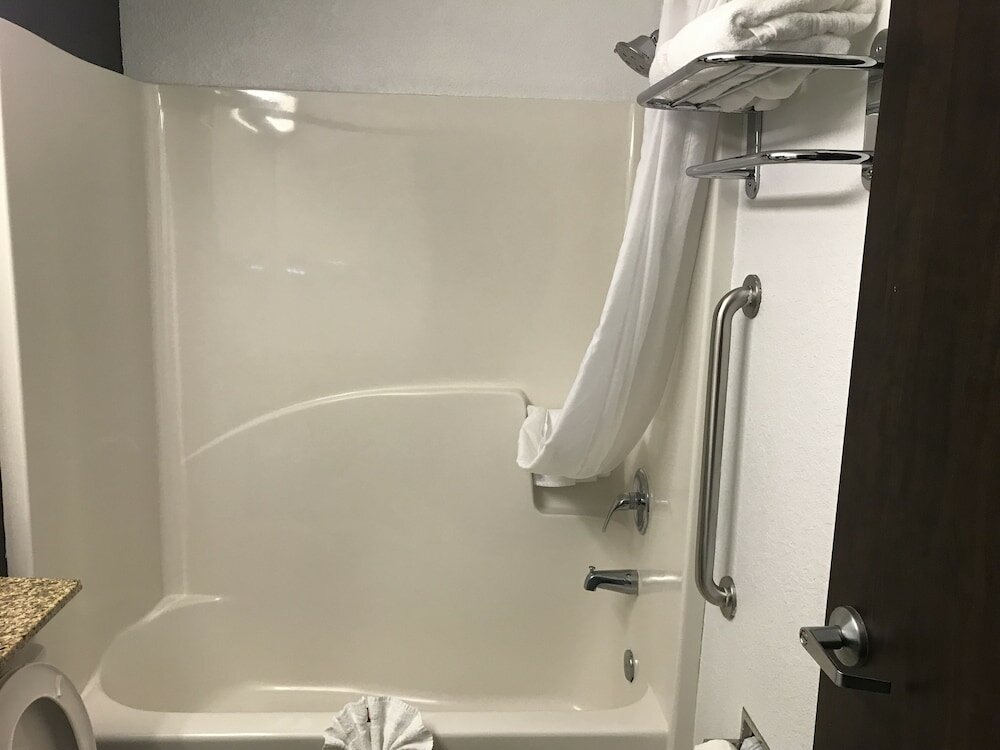 Фото Microtel Inn & Suites by Wyndham Jacksonville Airport