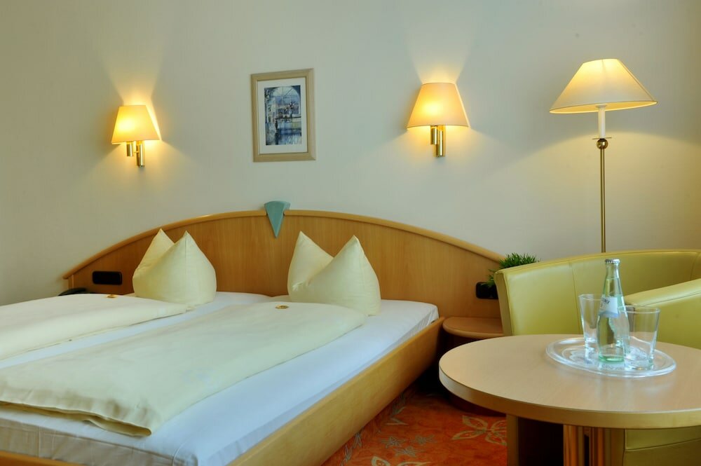 Фото Hotel Stadt München