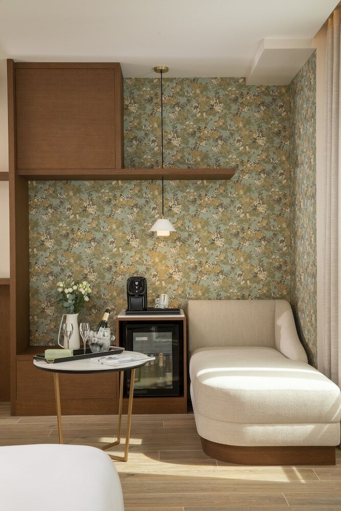 Фото Hotel Des Champs Elysees