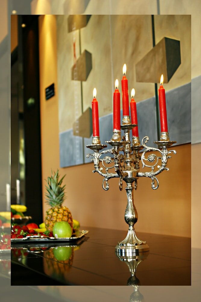 Фото Ionis Art Hotel