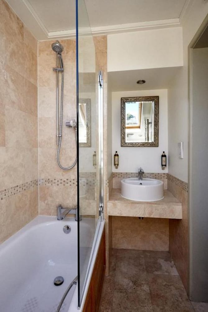 Фото Dorian House