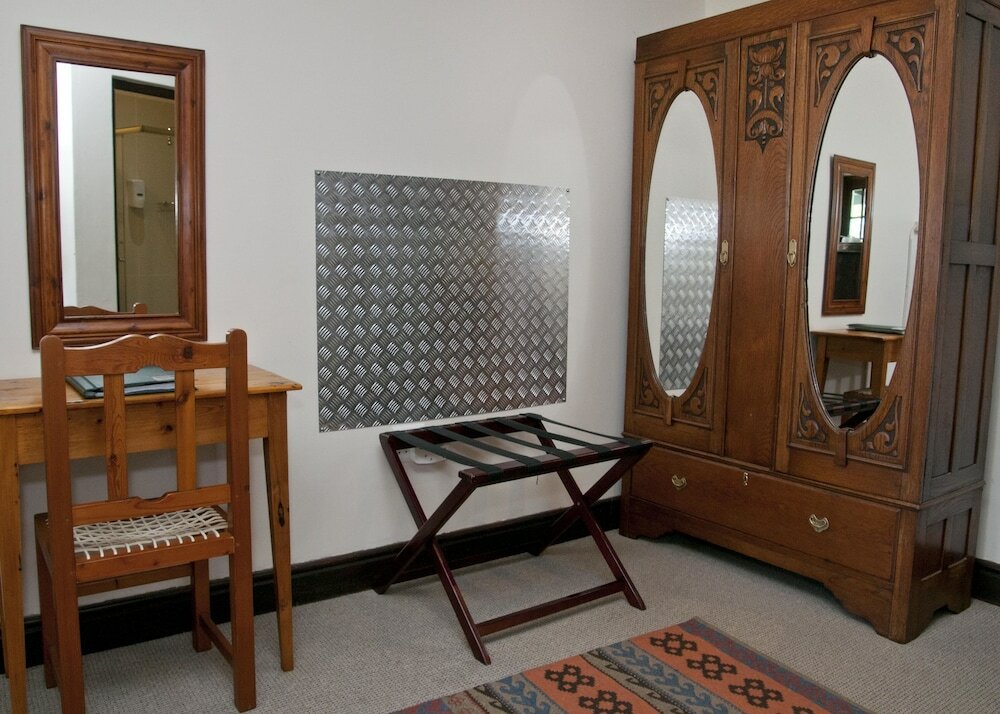 Фото Hide Away Guest House