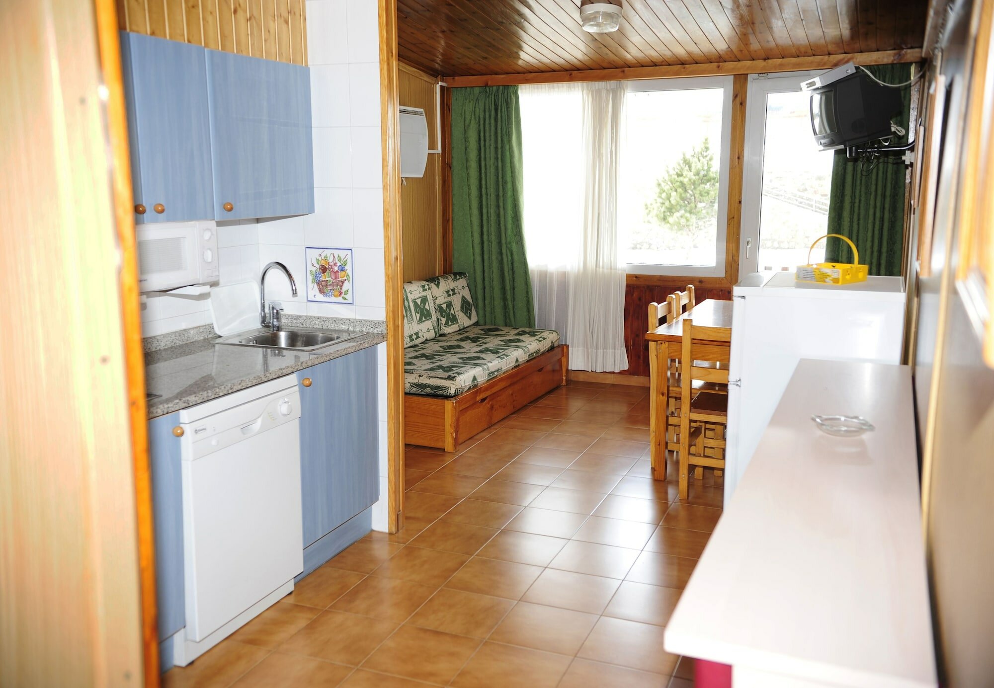 Фото Apartamentos Pie de Pistas Mikka 3000