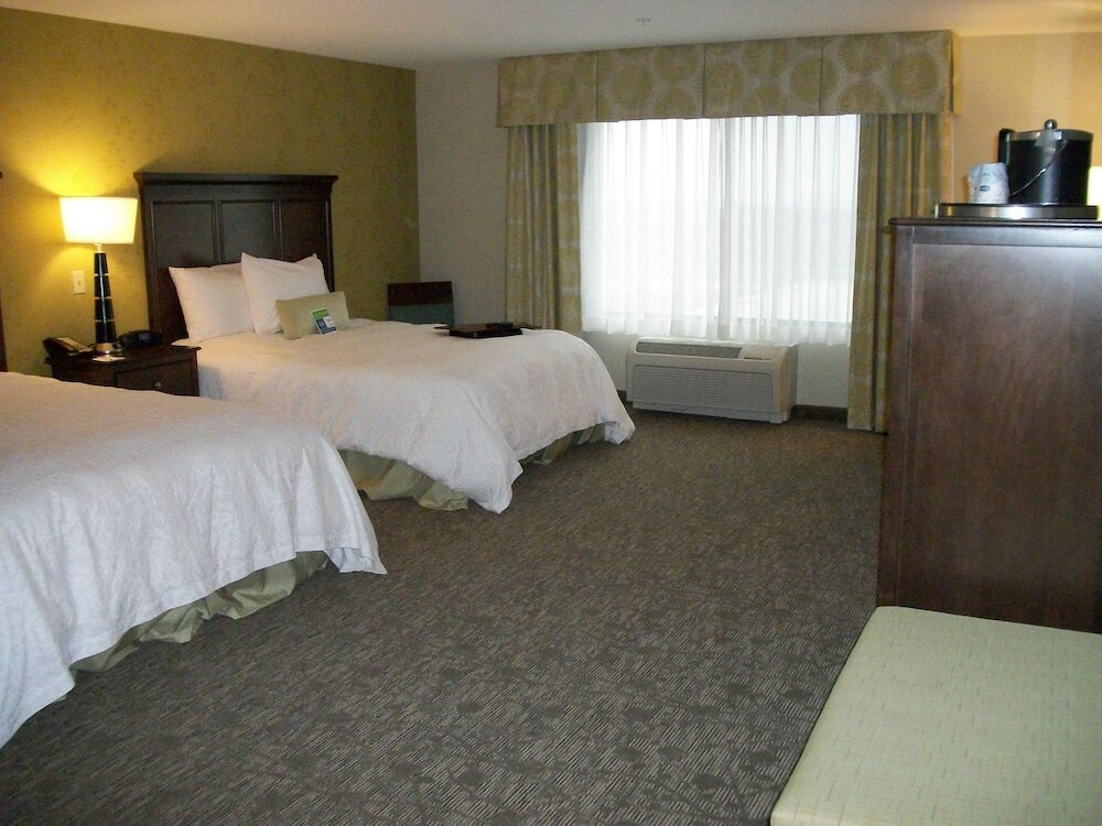 Фото Hampton Inn & Suites Manteca