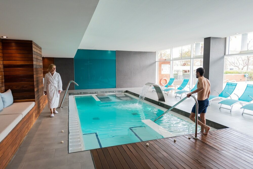 Фото Hotel Atenea Port Barcelona Mataro