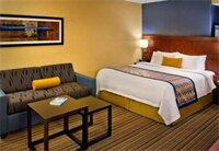 Фото Courtyard by Marriott Newark Downtown