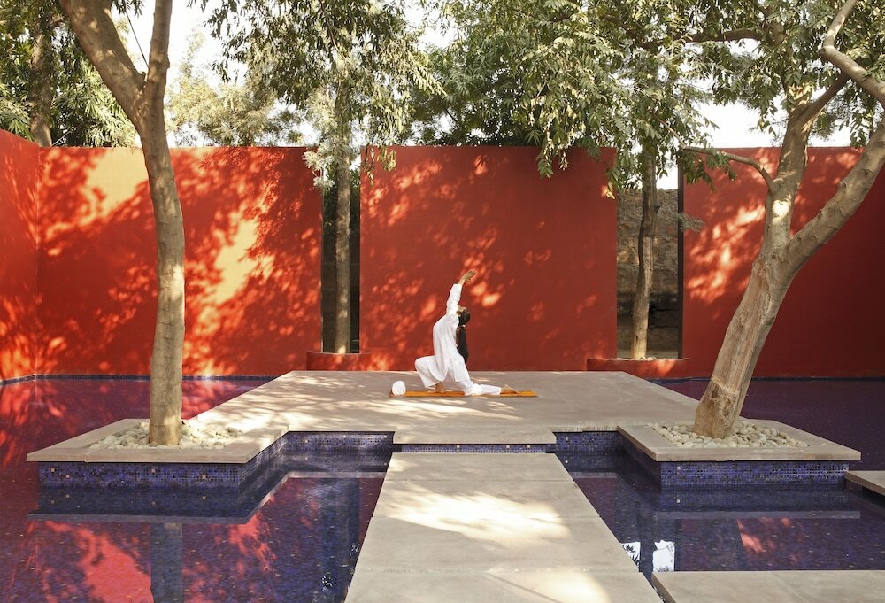 Фото The Roseate New Delhi