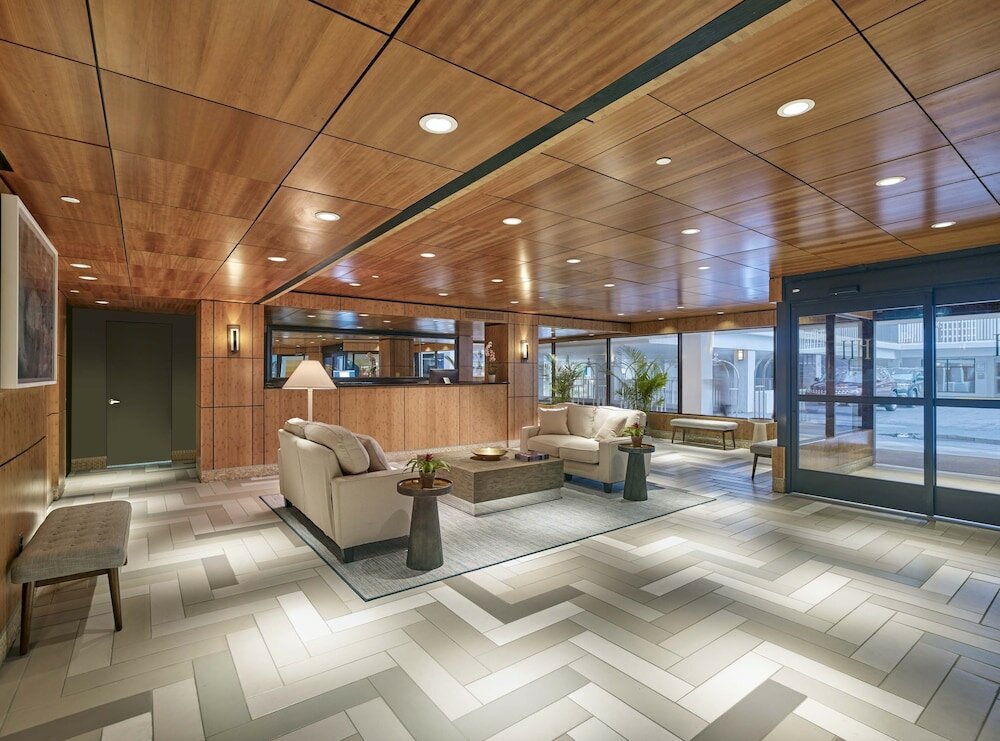 Фото Henlopen Hotel