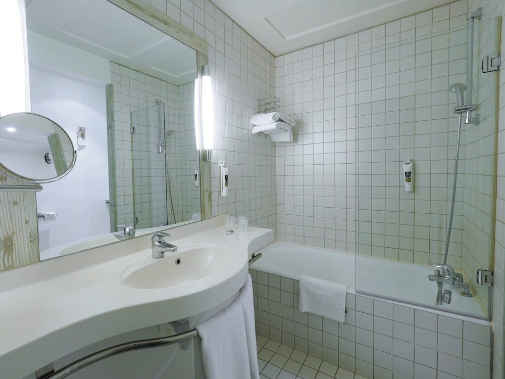 Фото Mercure Millau Hotel