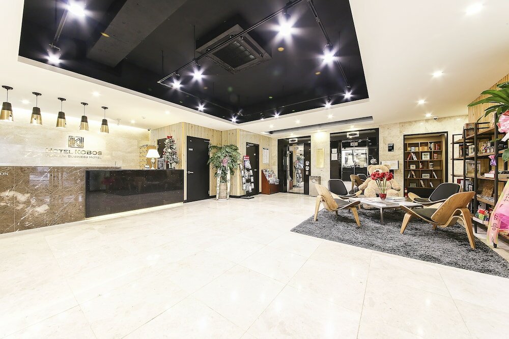 Фото Hotel Kobos