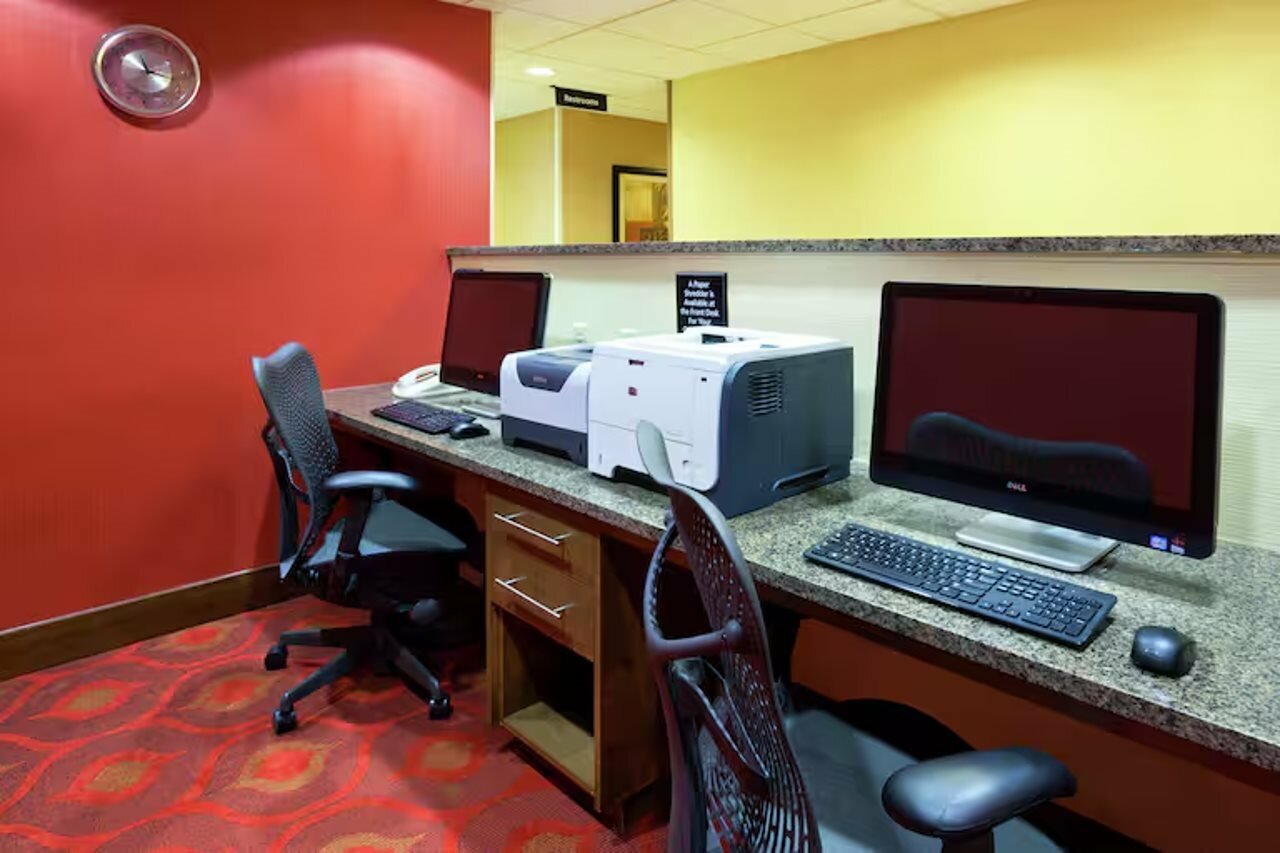 Фото Hampton Inn Rockford