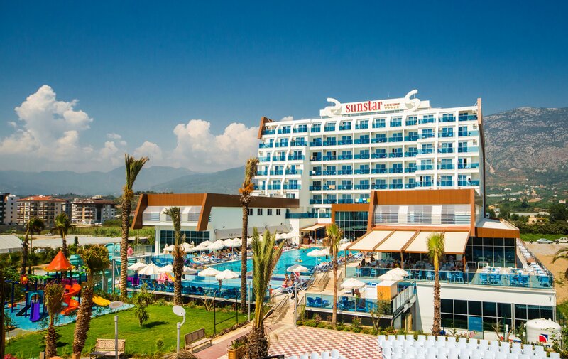 Гостиница Sun Star Resort в Кестеле