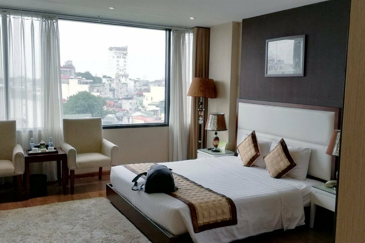 Фото Skylark Hotel