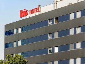 Гостиница Ibis Zurich City West