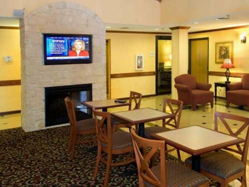 Фото Best Western Alamo Suites