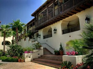 Гостиница Estancia La Jolla Hotel & SPA