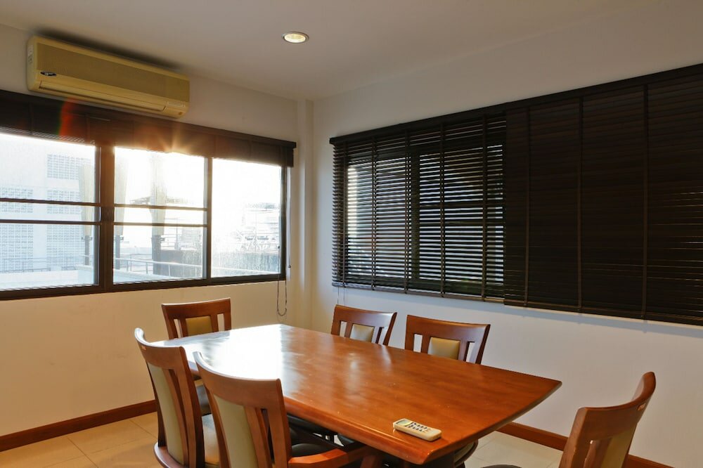 Фото Inn House Hotel