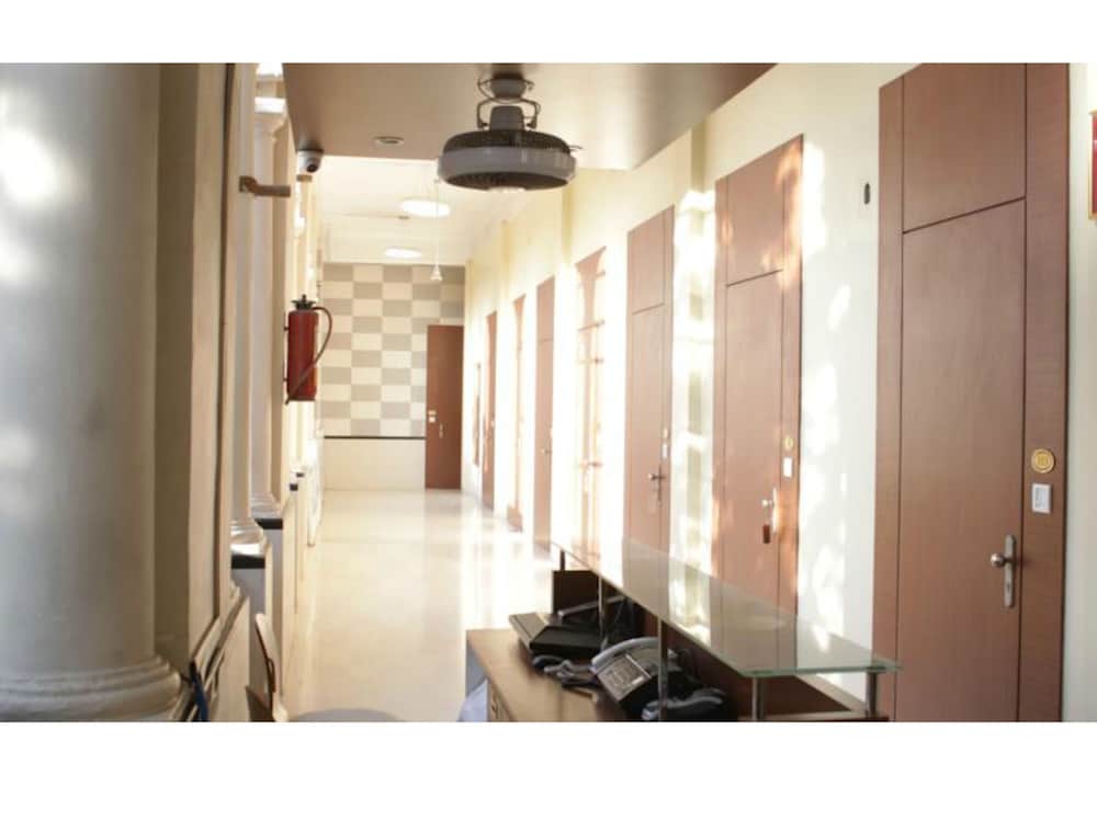 Фото Elphinstone Hotel